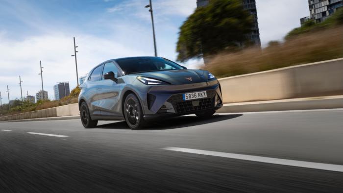 CUPRA Raval Plus: Με 135 PS & αυτονομία 300 χλμ. CUPRA Raval Plus: Με 135 PS & αυτονομία 300 χλμ.